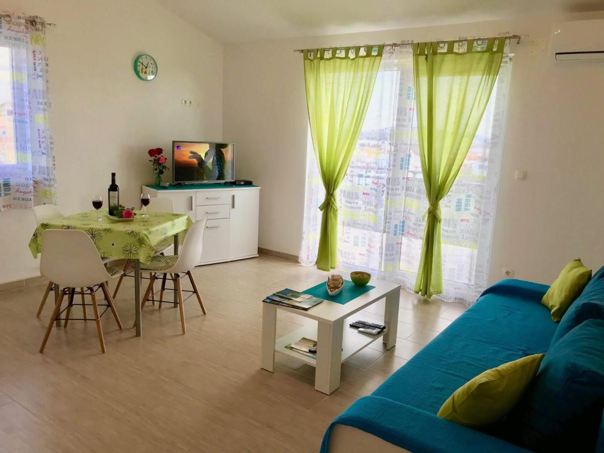 Apartman Laura Tribunj  Bagian luar foto